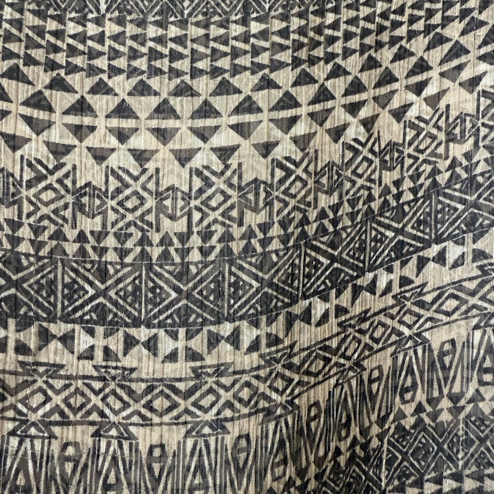 Black and Tan Patterned Sleeveless tunic, size 40 - Picture 3 of 8